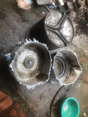 cách làm sạch lồng máy giặt cửa ngang