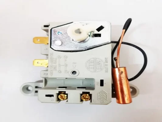 Bộ thermostat bình nóng lạnh bị hỏng