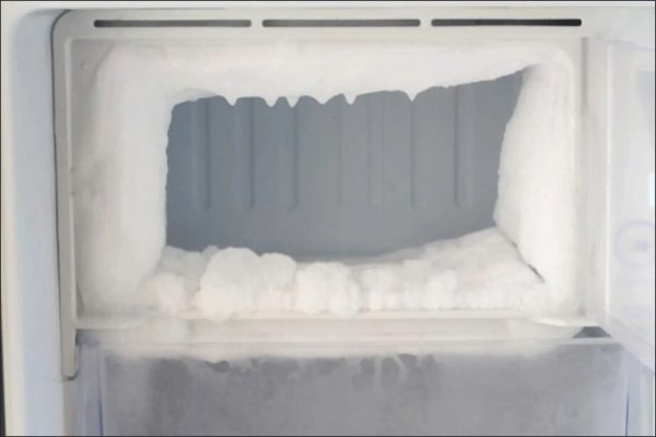 dịch vụ sửa tủ lạnh xử lý đóng tuyết